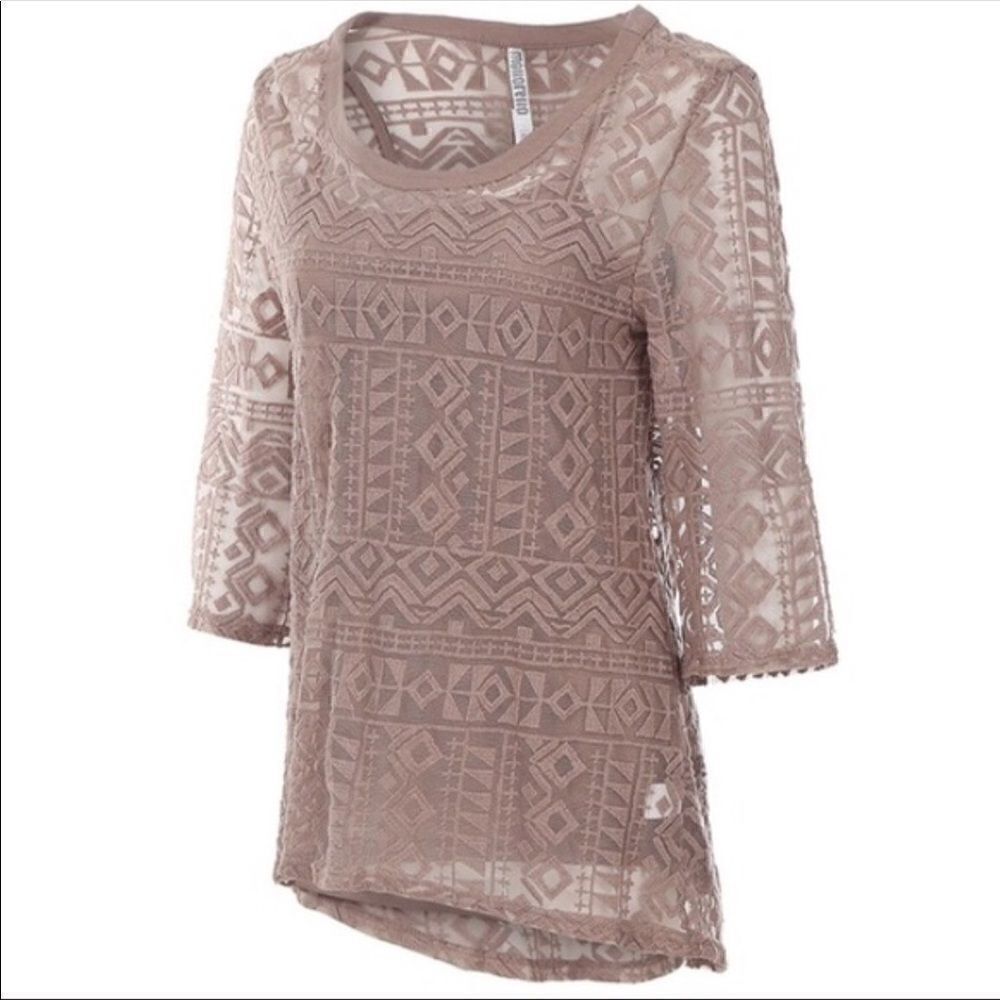 Navajo Lace Tunic with Cami - Picture 3 of 3